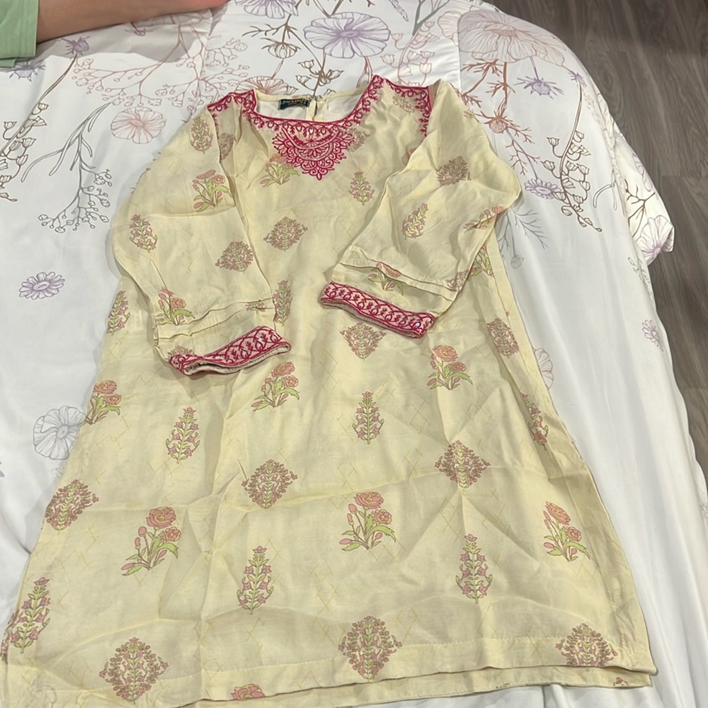 Lime light printed embroidered girls gharara set 8/9 size